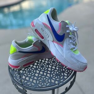 Women’s size 8.5 Nike Air Max